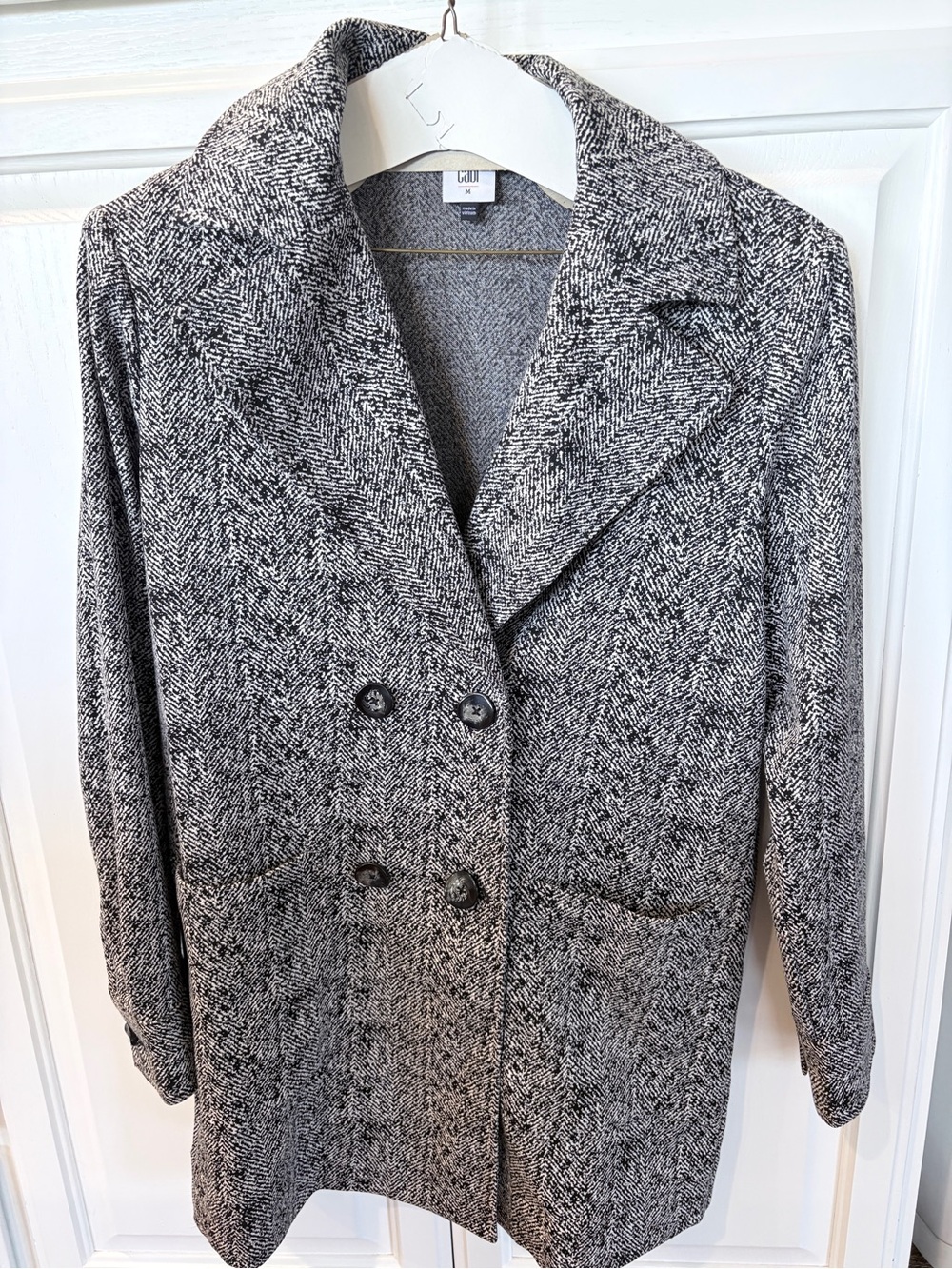 Cabi Women's Black & White Herringbone Double-Breasted Blazer-never worn